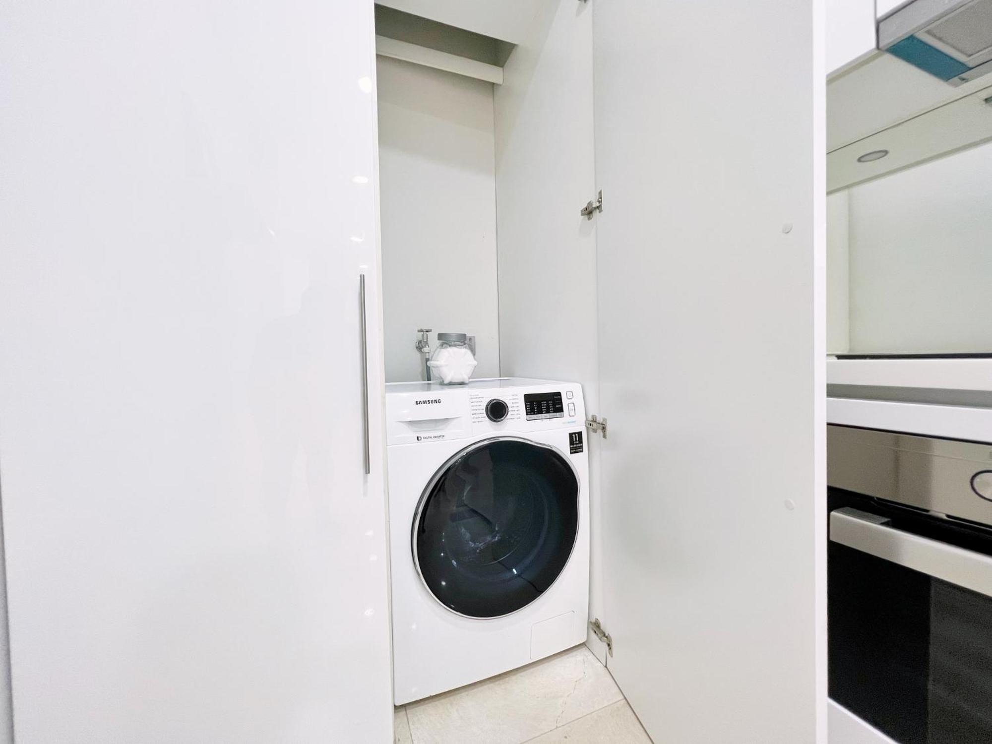 Apartment Sky Airy 2br At Klcc