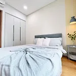 Sky Suites Airy 2Br Suite At Klcc