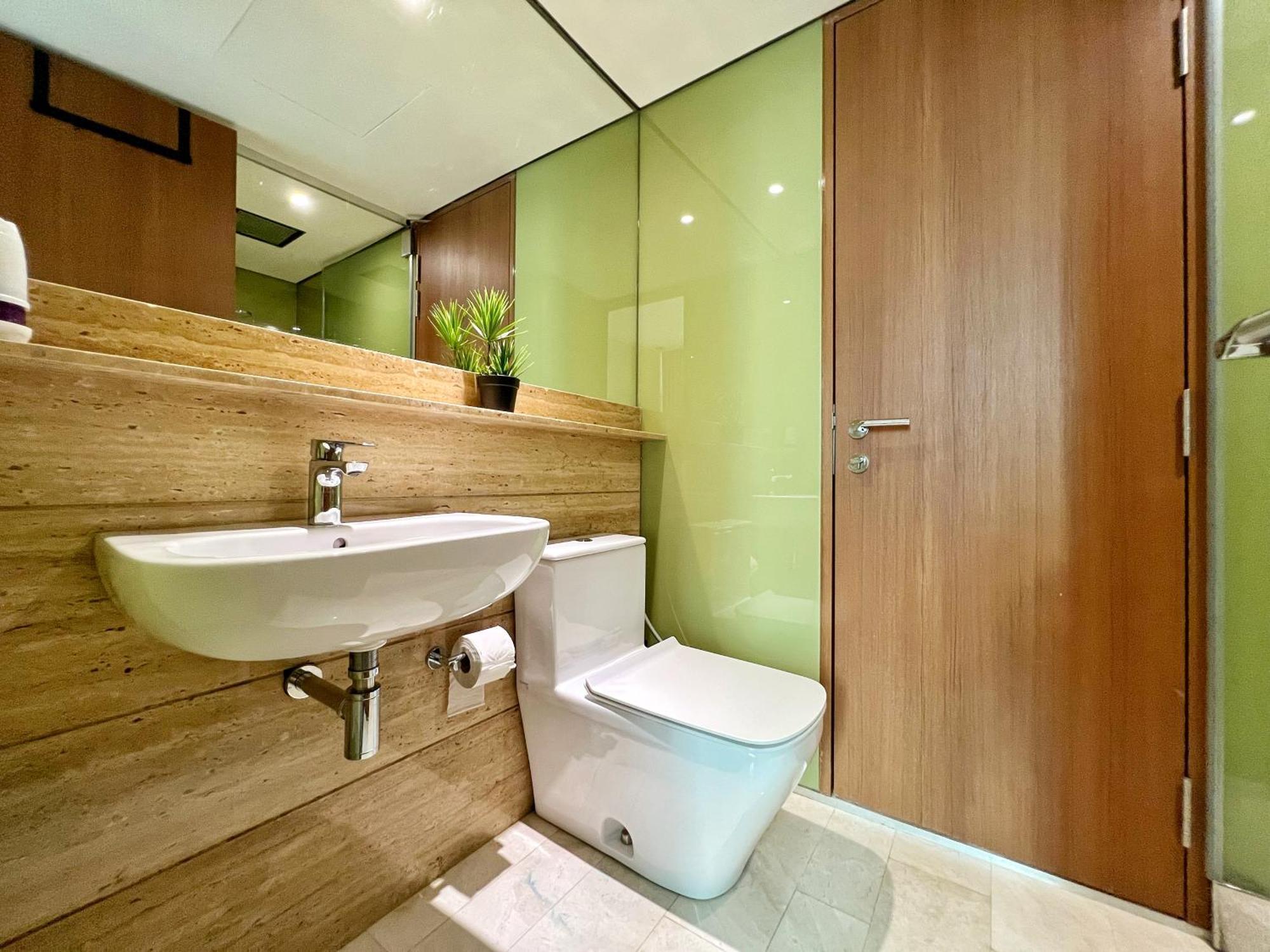 Sky Airy 2br At Klcc