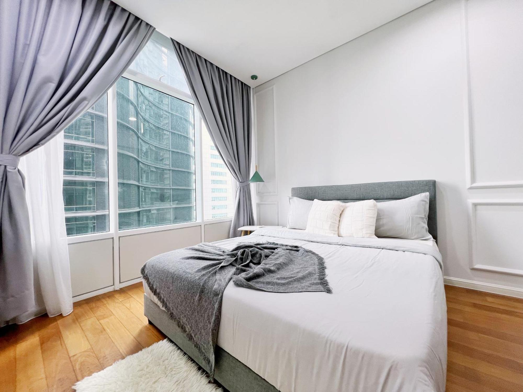 Sky Airy 2br At Klcc *